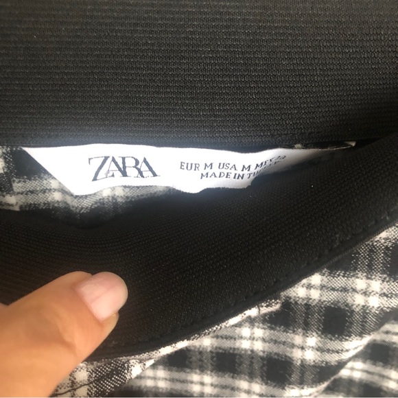 Plaid pencil skirt with frill details. - Picture 9 of 10